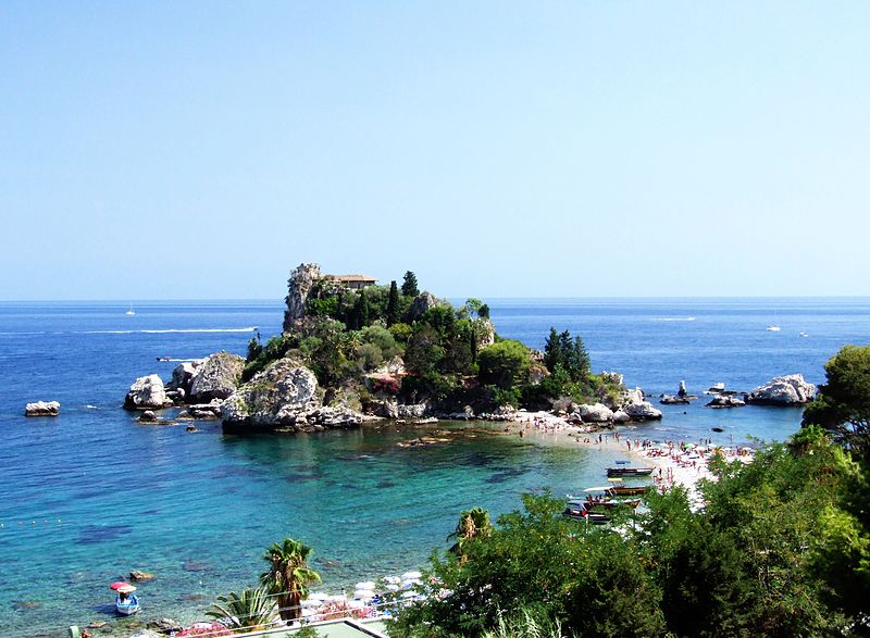 Un paradiso di bioarchitettura ante litteram: L' Isola Bella di Taormina 1 Un paradiso di bioarchitettura ante litteram: L' Isola Bella di Taormina Italyre